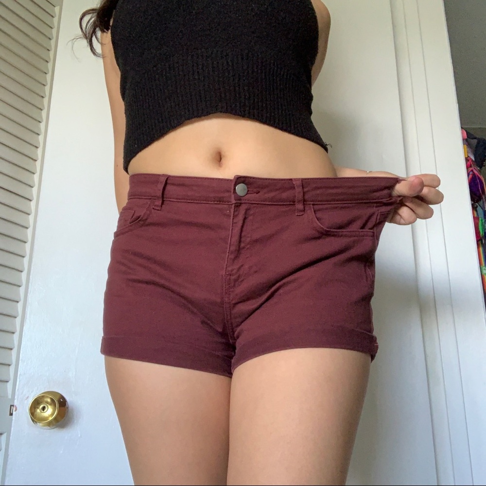 Mid Rise Shorts - Picture 4 of 4